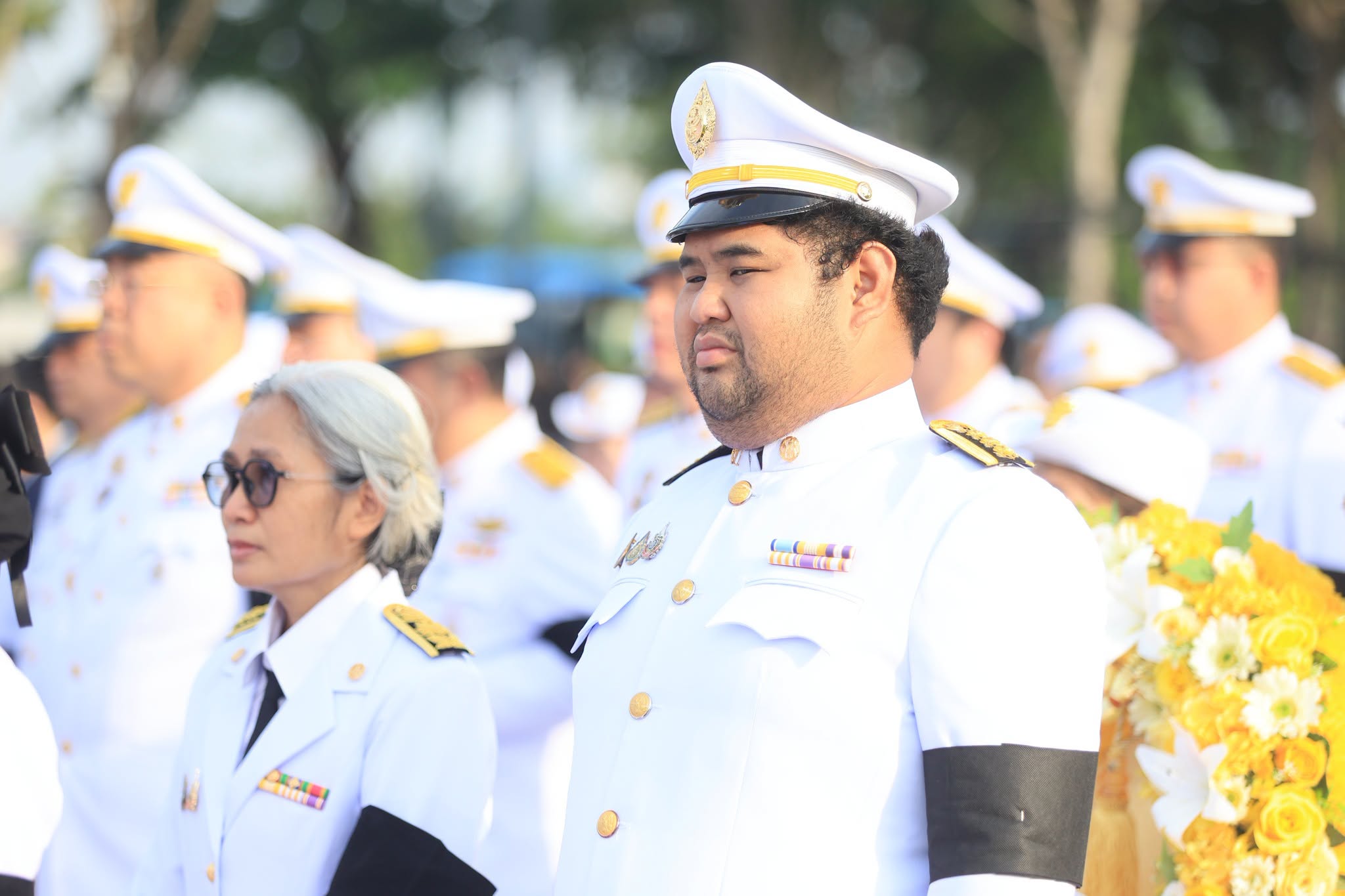 title - ส.ป.ก. ร่วมวางพวงมาลาถวายบังคมพระบรมราชานุสาวรีย์พระบาทสมเด็จพระบรมชนกาธิเบศร มหาภูมิพลอดุลยเดชมหาราช บรมนาถบพิตร เนื่องใน 